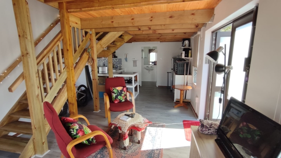 1 Bedroom Property for Sale in Stilbaai Wes Western Cape